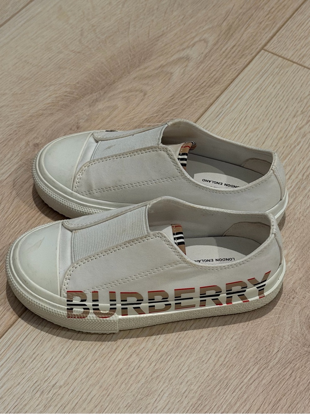 Burberry Kids Slip-On Sneakers size 25